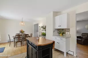 18 Greenings Ave, Pittsfield, MA 01201 - Photo 16