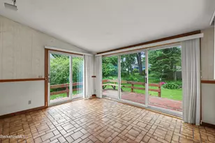 28 Hopewell Dr, Pittsfield, MA 01201 - Photo 18