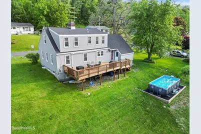 46 Woodlawn Ave, North Adams, MA 01247 - Photo 40