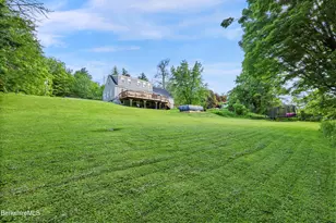 46 Woodlawn Ave, North Adams, MA 01247 - Photo 42