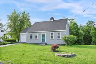 46 Woodlawn Ave, North Adams, MA 01247 - Photo 2
