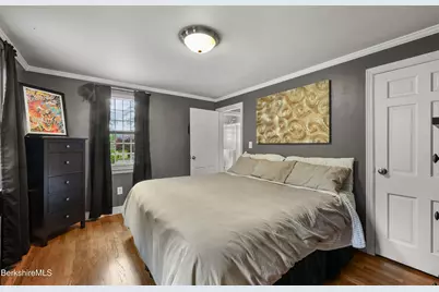 46 Woodlawn Ave, North Adams, MA 01247 - Photo 20