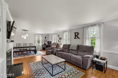 46 Woodlawn Ave, North Adams, MA 01247 - Photo 8