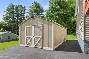 457 N Eagle St, Clarksburg, MA 01247 - Photo 24