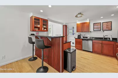 85 Pixley Rd, Great Barrington, MA 01230 - Photo 6