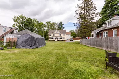 82-84 Parkside Ave, Pittsfield, MA 01201 - Photo 18