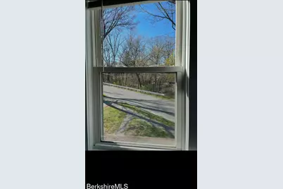 82-84 Parkside Ave, Pittsfield, MA 01201 - Photo 12