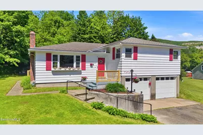 125 Friend St, Adams, MA 01220 - Photo 2