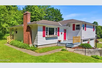 125 Friend St, Adams, MA 01220 - Photo 4
