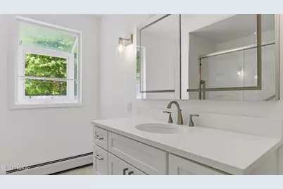 125 Friend St, Adams, MA 01220 - Photo 24
