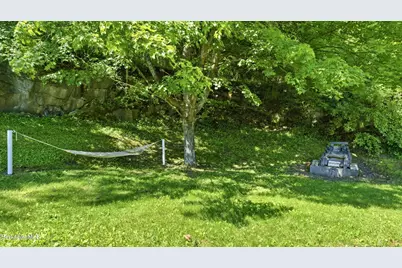 125 Friend St, Adams, MA 01220 - Photo 28