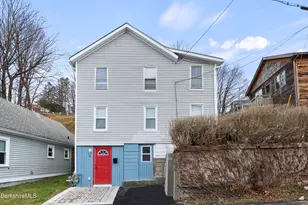 9 Richmond Ln, Adams, MA 01220 - Photo 2