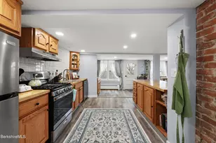 9 Richmond Ln, Adams, MA 01220 - Photo 10