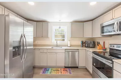 40 Curran Rd, Cheshire, MA 01225 - Photo 6