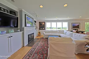 154 Plunkett St, Lenox, MA 01240 - Photo 8