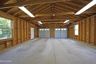 154 Plunkett St, Lenox, MA 01240 - Photo 24