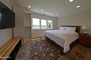 154 Plunkett St, Lenox, MA 01240 - Photo 20