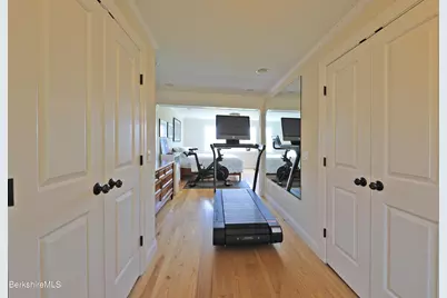 154 Plunkett St, Lenox, MA 01240 - Photo 34
