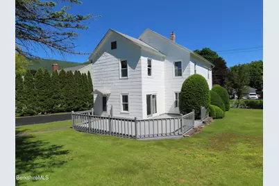 32 Valley St, Adams, MA 01220 - Photo 2