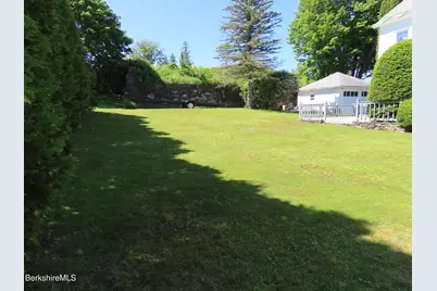 32 Valley St, Adams, MA 01220 - Photo 44
