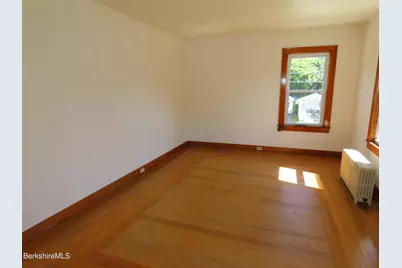 32 Valley St, Adams, MA 01220 - Photo 28