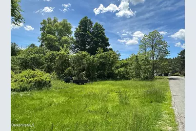 3 Apple St, Stockbridge, MA 01262 - Photo 12