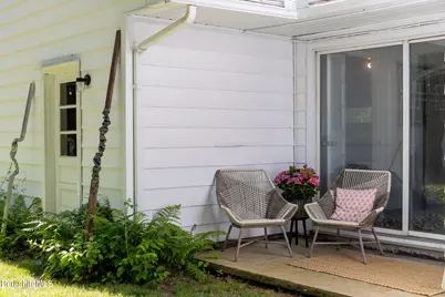 8 Stillwell St, Great Barrington, MA 01230 - Photo 6