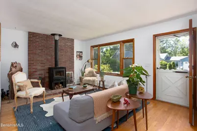 8 Stillwell St, Great Barrington, MA 01230 - Photo 20