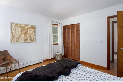 8 Stillwell St, Great Barrington, MA 01230 - Photo 30