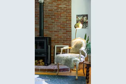 8 Stillwell St, Great Barrington, MA 01230 - Photo 22