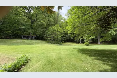 101 Harris St, North Adams, MA 01247 - Photo 10