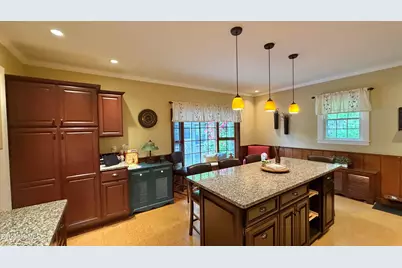 101 Harris St, North Adams, MA 01247 - Photo 24