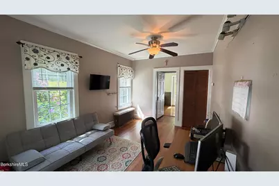 101 Harris St, North Adams, MA 01247 - Photo 18