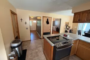 118 Winesap Rd, Pittsfield, MA 01201 - Photo 8