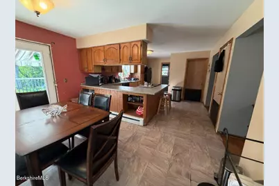118 Winesap Rd, Pittsfield, MA 01201 - Photo 4