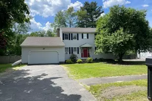 118 Winesap Rd, Pittsfield, MA 01201 - Photo 1