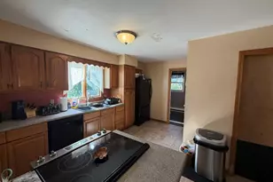 118 Winesap Rd, Pittsfield, MA 01201 - Photo 12
