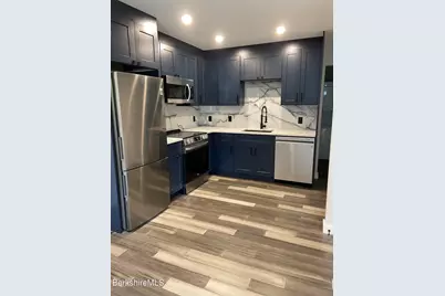 173 Water St #5 --, Williamstown, MA 01267 - Photo 2