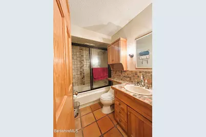 106 E Housatonic St #3, Pittsfield, MA 01201 - Photo 20