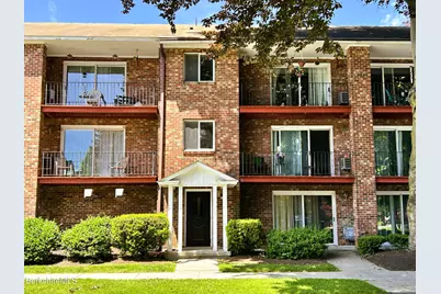 106 E Housatonic St #3, Pittsfield, MA 01201 - Photo 4