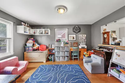 1952 East St, Pittsfield, MA 01201 - Photo 8