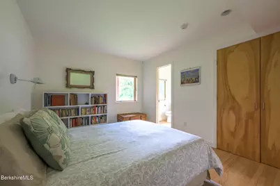729 Hewins St, Sheffield, MA 01257 - Photo 28