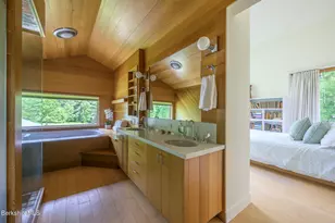 729 Hewins St, Sheffield, MA 01257 - Photo 38
