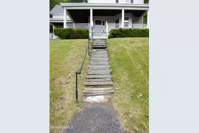115 Cliff St, North Adams, MA 01247 - Photo 4