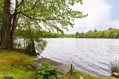 48 Canterbury Ln, Hinsdale, MA 01235 - Photo 10