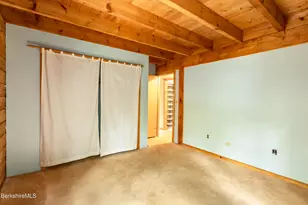 48 Canterbury Ln, Hinsdale, MA 01235 - Photo 18