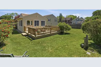 15 Lillian St, Pittsfield, MA 01201 - Photo 32