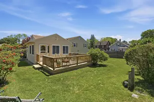 15 Lillian St, Pittsfield, MA 01201 - Photo 32
