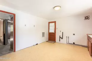 116 Bromback St, Pittsfield, MA 01201 - Photo 14