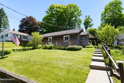 116 Bromback St, Pittsfield, MA 01201 - Photo 2